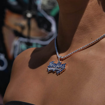 Iced New York Pendant in White Gold