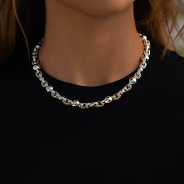Collar Cadena de Bolitas Liso con Diamantes en Oro Amarillo