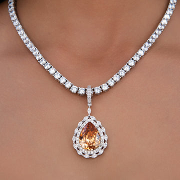 Colgante Iced Teardrop Rock de oro blanco