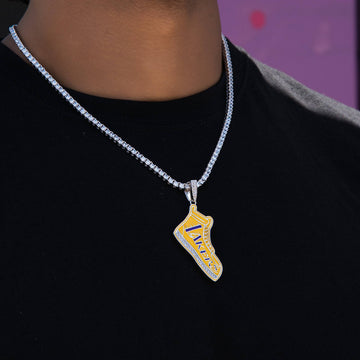 Dije de zapatilla oficial de la NBA de Los Angeles Lakers en oro blanco