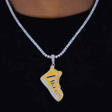Dije de zapatilla oficial de la NBA de Los Angeles Lakers en oro blanco