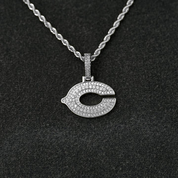 Colgante oficial NFL Micro Logo de los Chicago Bears en oro blanco