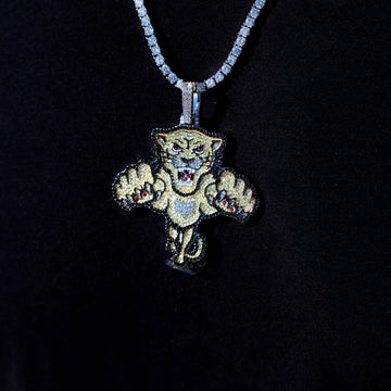 Colgante con el logotipo oficial del Clásico de Invierno de la NHL de los Florida Panthers en oro blanco