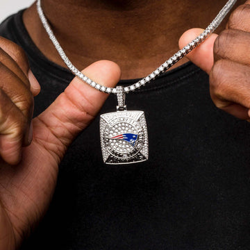 Colgante de Campeonato New England Patriots - Oro Blanco