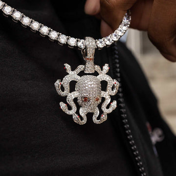 Colgante Calavera Medusa