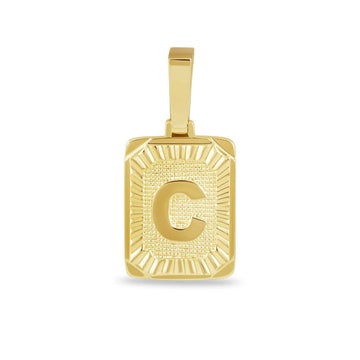 Colgante con inicial cuadrada en oro amarillo