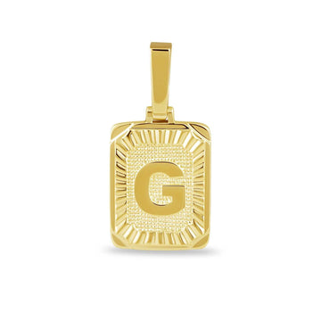 Colgante con inicial cuadrada en oro amarillo