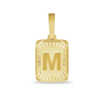 Colgante con inicial cuadrada en oro amarillo