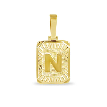 Colgante con inicial cuadrada en oro amarillo