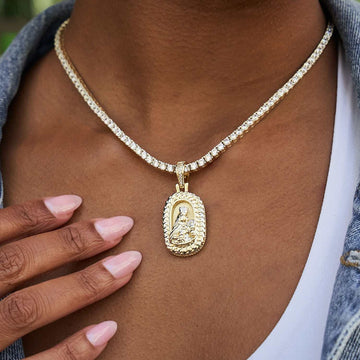 Colgante de la Virgen Coronada