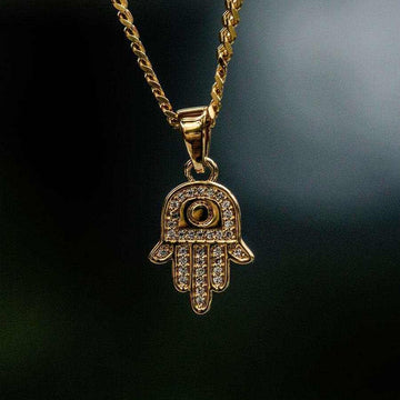 Hamsah Micro Pendant