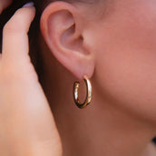 Pendientes de aro tubulares en oro amarillo