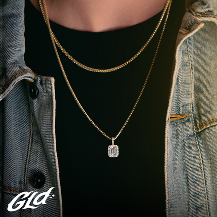 10 Pendant Styles with Stones Guaranteed to Draw Attention