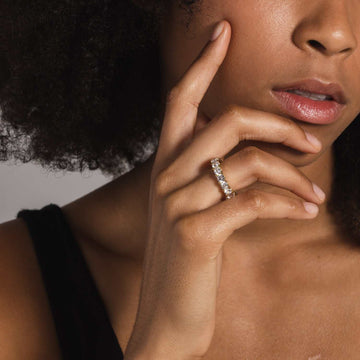 Promise Ring vs Engagement Ring: What's the Difference and Which Should You Buy?