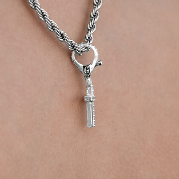 Colgante Charm Micra Cruz Helada para Enganchar en Oro Blanco