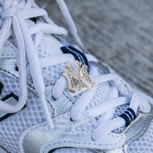 New York Yankees Official MLB Shoelace Charm in White Gold