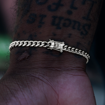 Pulsera Cubana de Oro Blanco con Piedras Redondas Estación