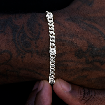 Pulsera Cubana de Oro Blanco con Piedras Redondas Estación