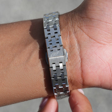 Reloj Mini Visionary de 25 mm con correa de acero inoxidable - Oro blanco - Esfera azul Pantone