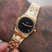 Reloj Mini Visionary de acero inoxidable con correa de 25 mm - Dorado - Esfera negra