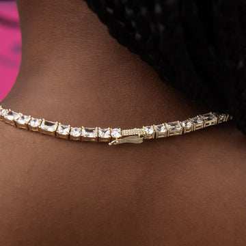 Multi Stone Lariat Necklace in Yellow Gold