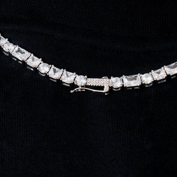 Multi Stone Lariat Chain in White Gold