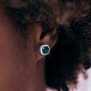 Pendientes de esmeralda con talla cojín