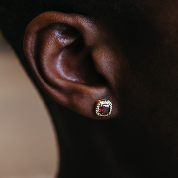 Pendientes Ruby con corte cojín en oro amarillo