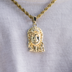 Colgante de Jesús con Retrato y Corona de Diamantes
