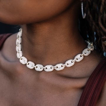 Collar de oro amarillo Diamond Puffed Mariner - 12 mm