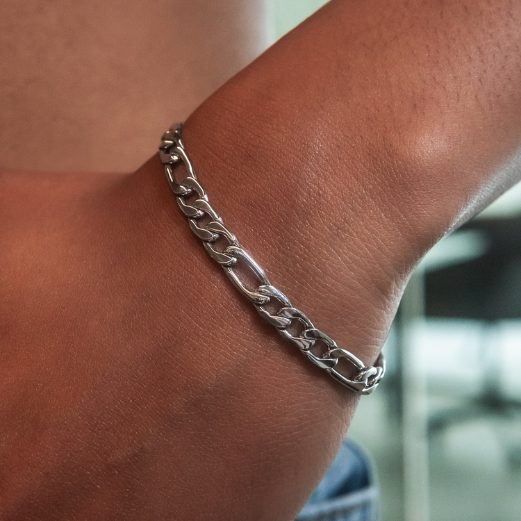 Figaro Bracelet in White Gold- 6mm- The GLD Shop