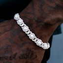 Pulsera cubana Halo helada de 10 mm con perlas en oro blanco