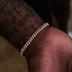 Pulsera cubana de eslabones con diamantes y esposas heladas en oro rosa
