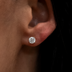 Pendientes de tuerca de oro blanco con diamantes de talla redonda de 5 mm