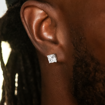 Pendientes de oro blanco con diamantes de talla cuadrada de 7 mm