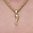 Italian Horn Pendant in Yellow Gold