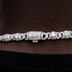 Cadenas cubanas de oro blanco con cruces de baguette, ojo turco y eslabones de diamantes, más pulsera a juego
