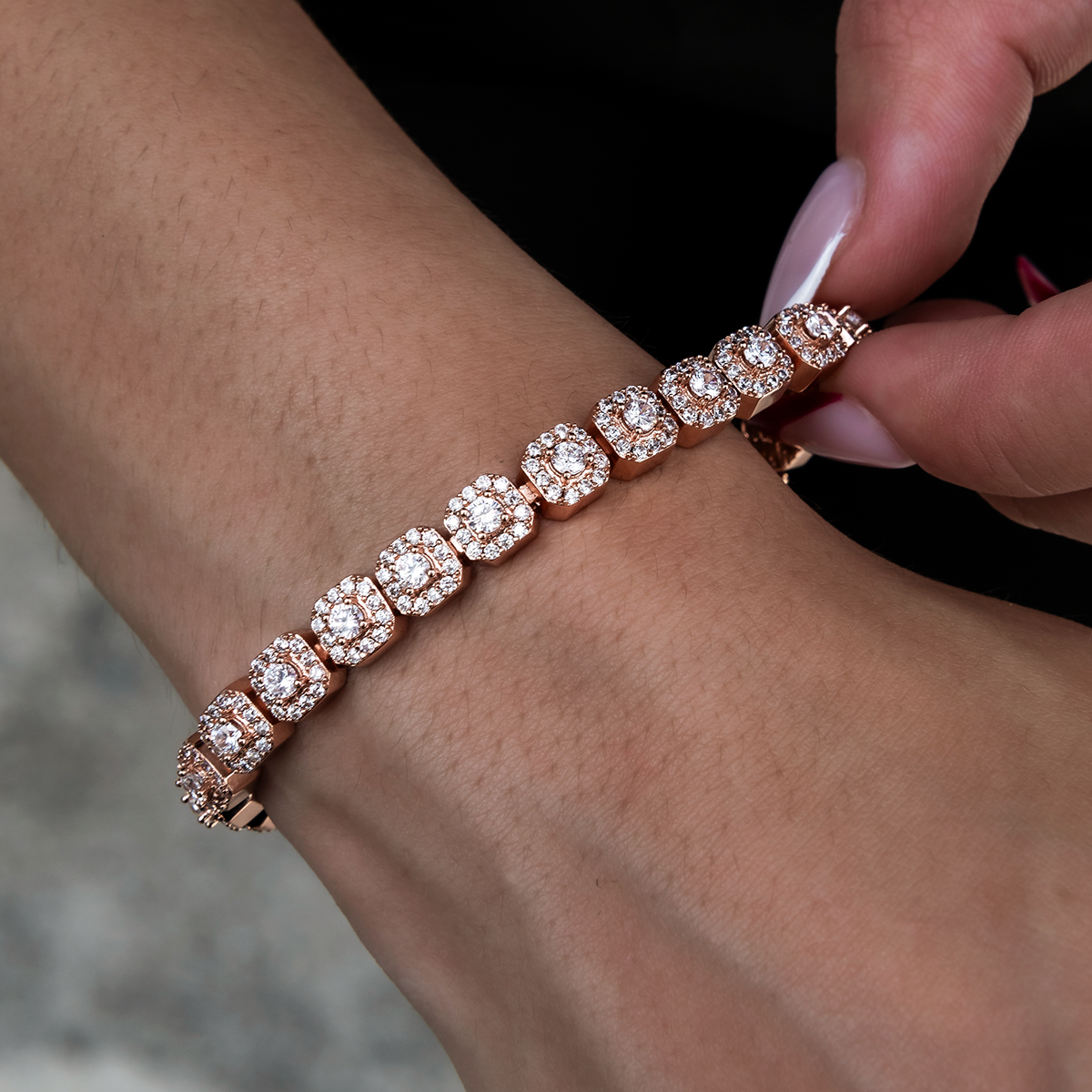 4PCS Gold Bracelets for Women Silver Clustered Tennis Bracelet Layered Link Jewelry