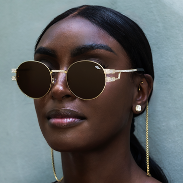 Miami Avenue Sunglasses in Yellow Gold with Sunglass Chain