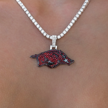 Colgante con el logotipo oficial de la NCAA de los Arkansas Razorbacks