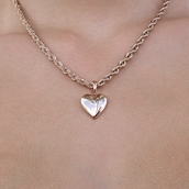 Simple Micro Heart Pendant in Rose Gold