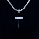 Colgante Grande de Cruz con Diamantes Helados