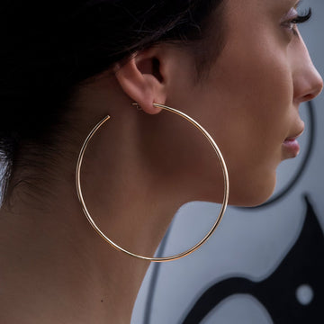 Plain Hoop Earrings in Yellow Gold