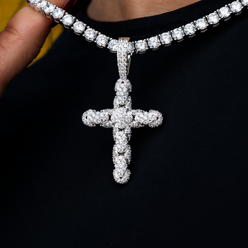 Colgante Cruz Diamond Pave Serpiente Eslabón en Oro Blanco