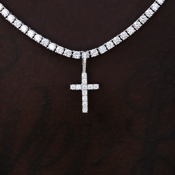 Micropendiente de cruz con diamante de moissanita en plata de ley