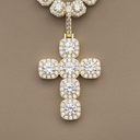 Colgante de oro amarillo con cruz y piedra talla cojín