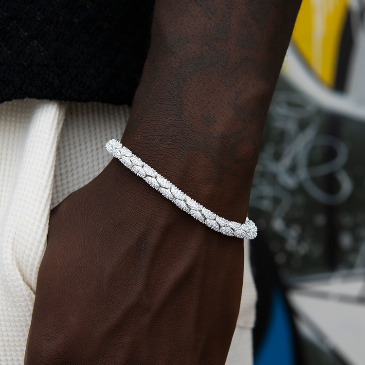 Diamond Pave Reptile Bracelet in White Gold