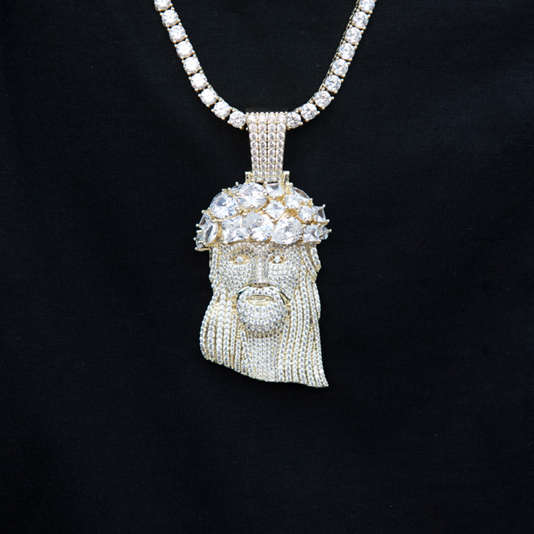 Large Diamond Portrait of Jesus Pendant in Yellow Gold – The GLD Shop