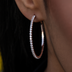 Aretes de aro Eternity en oro rosado de 2 mm