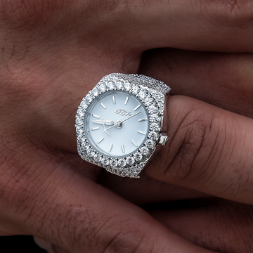 Anillo con reloj de diamantes en vermeil de oro blanco